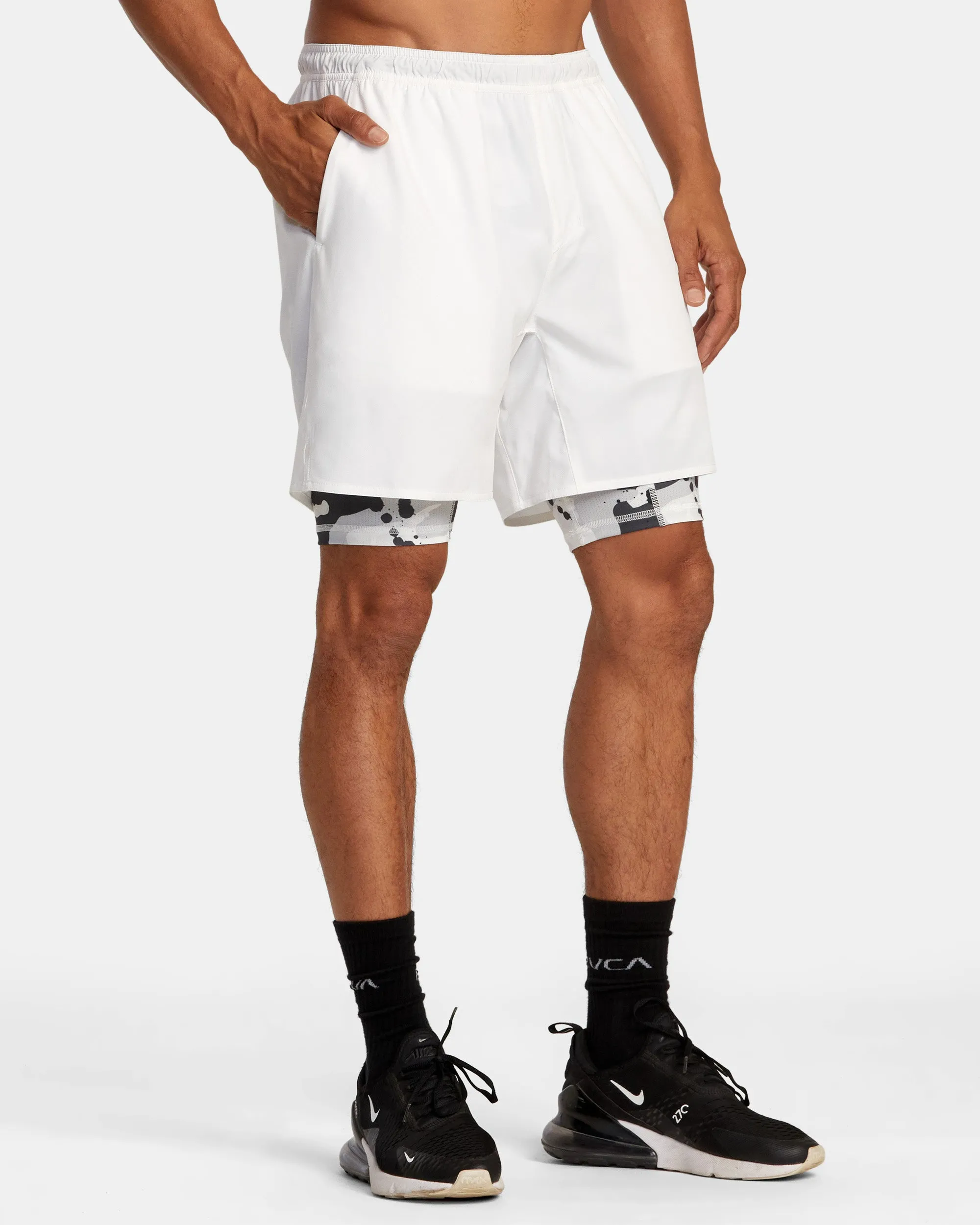 Bedwin x Stash Train 2-in-1 Walkshorts - Off White